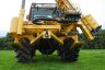 Profi Supreme - Excellent underbelly clearance - the hydraulic legs can be fully retracted for soft conditions, deep ruts or tree stumps.