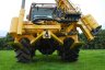 Profi Supreme - Excellent underbelly clearance - the hydraulic legs can be fully retracted for soft conditions, deep ruts or tree stumps.