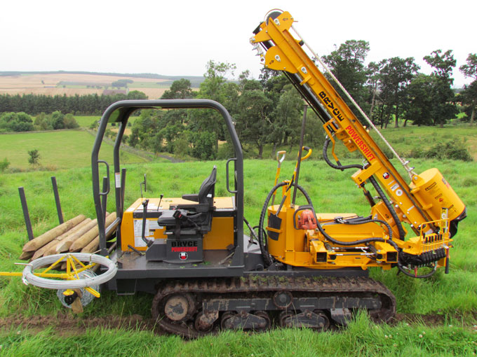 tracked fencing machine featuring HD180
